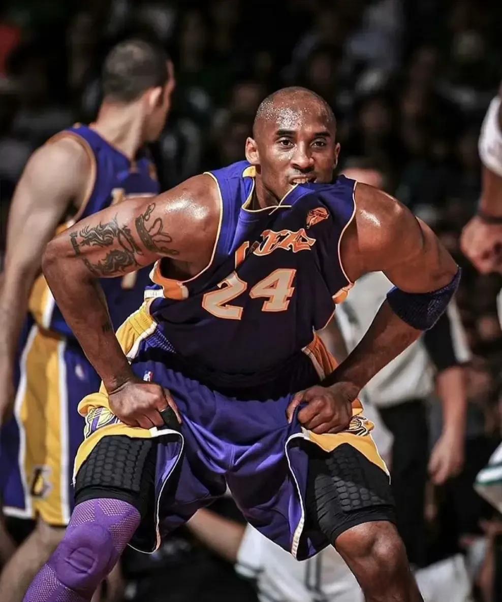 皇马齐达内战术显效4-1胜瓦伦西亚（齐祖调度奏效，皇马4-1击退瓦伦西亚）