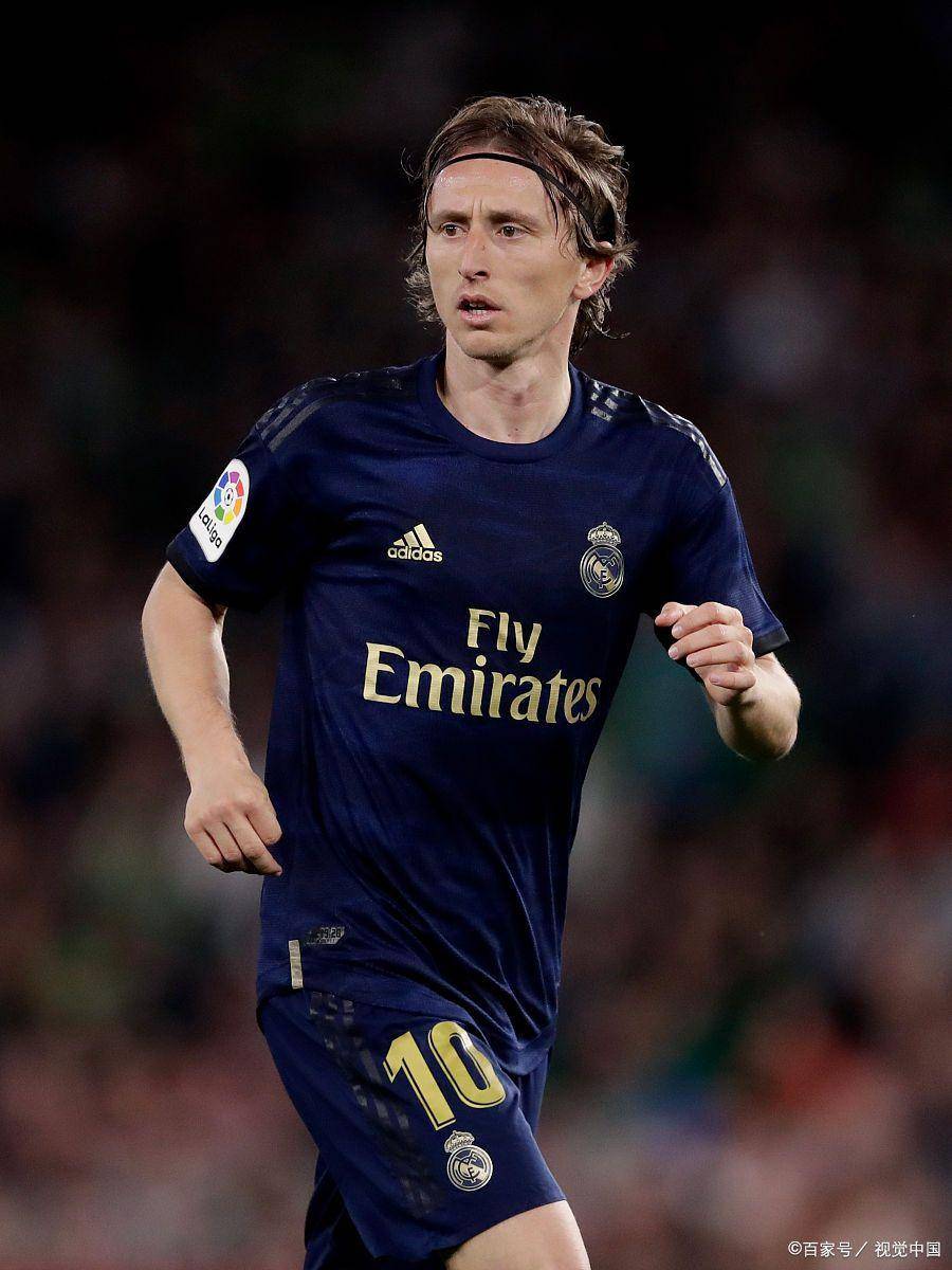 郭艾伦时隔325天重返CBA赛场（阔别325天，郭艾伦回归CBA赛场）